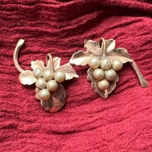 Vintage Gold Pearl Grapes and Leaves Cluster brooch